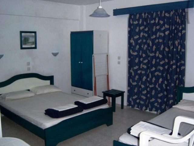 Vamvini Aparthotel
